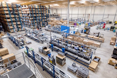 Hier lagern unglaublich viele gebrauchte Notebooks Lager Gebrauchte Notebooks